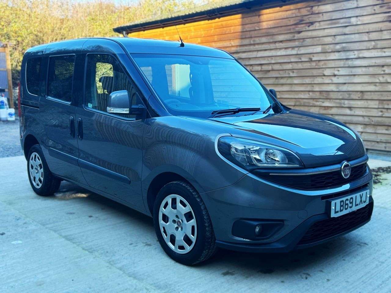 A 2020 FIAT DOBLO 4 Seat Side Entry Passenger Up Front Wheelchair Access Vehicle WAV A 2020 FIAT DOBLO 4 Seat Side Entry Passenger Up Front Wheelchair Access Vehicle WAV