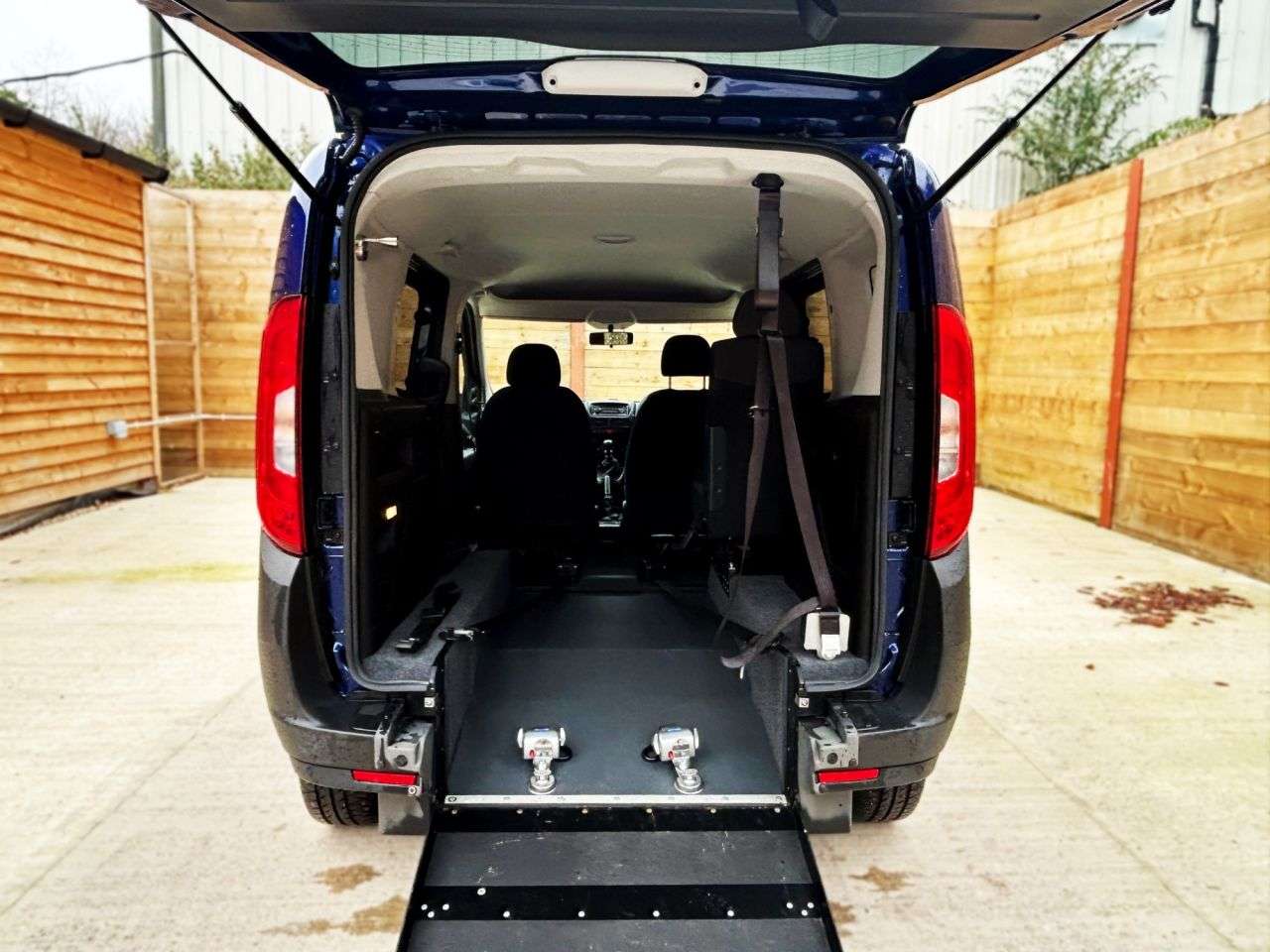 2020 FIAT DOBLO 2020 FIAT DOBLO