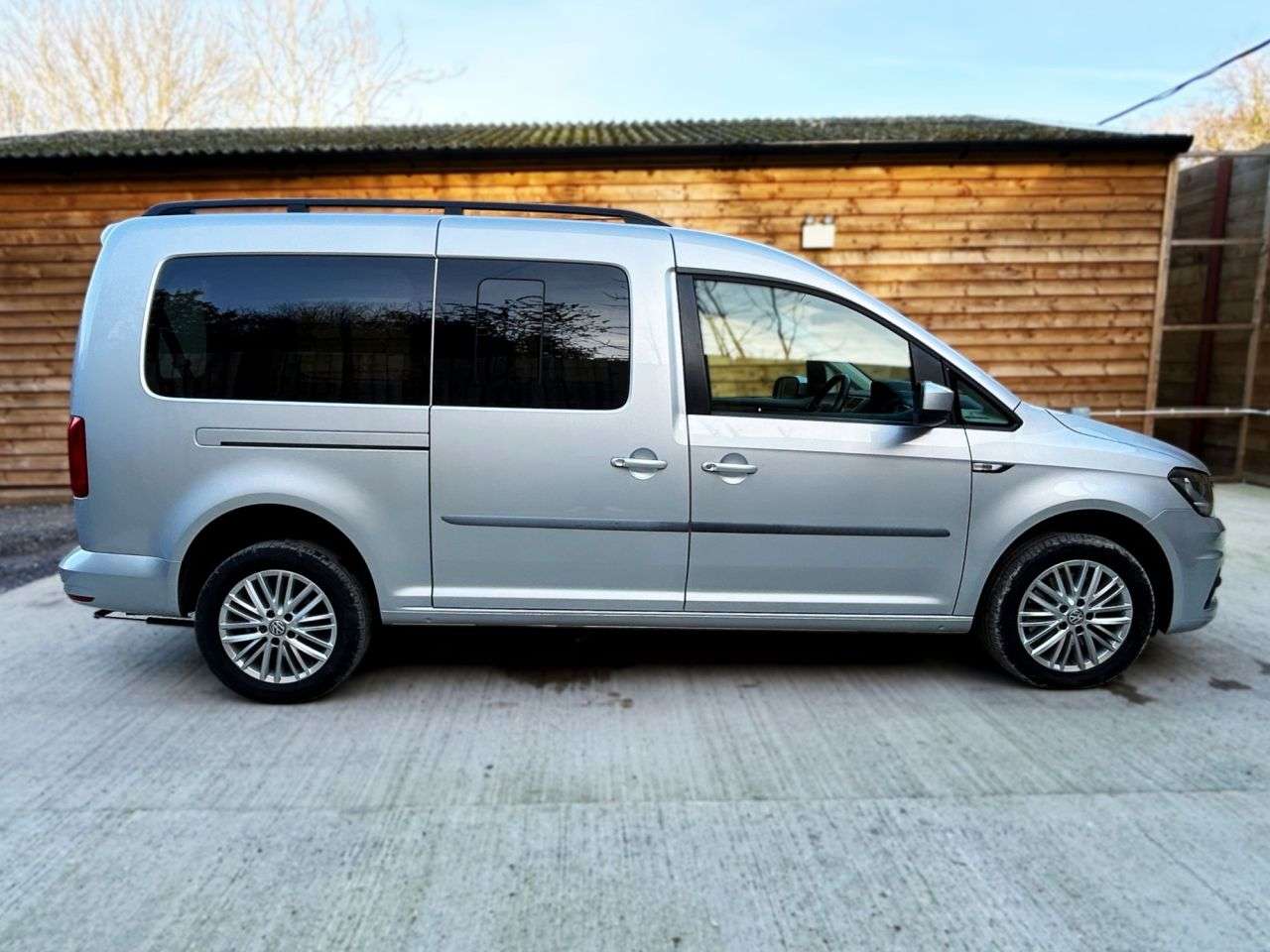 2019 VOLKSWAGEN CADDY MAXI LIFE 2019 VOLKSWAGEN CADDY MAXI LIFE