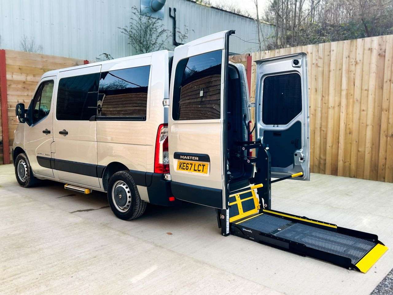 A 2017 RENAULT MASTER 5 Seat Auto Wheelchair Accessible Disabled Access Vehicle WAV A 2017 RENAULT MASTER 5 Seat Auto Wheelchair Accessible Disabled Access Vehicle WAV