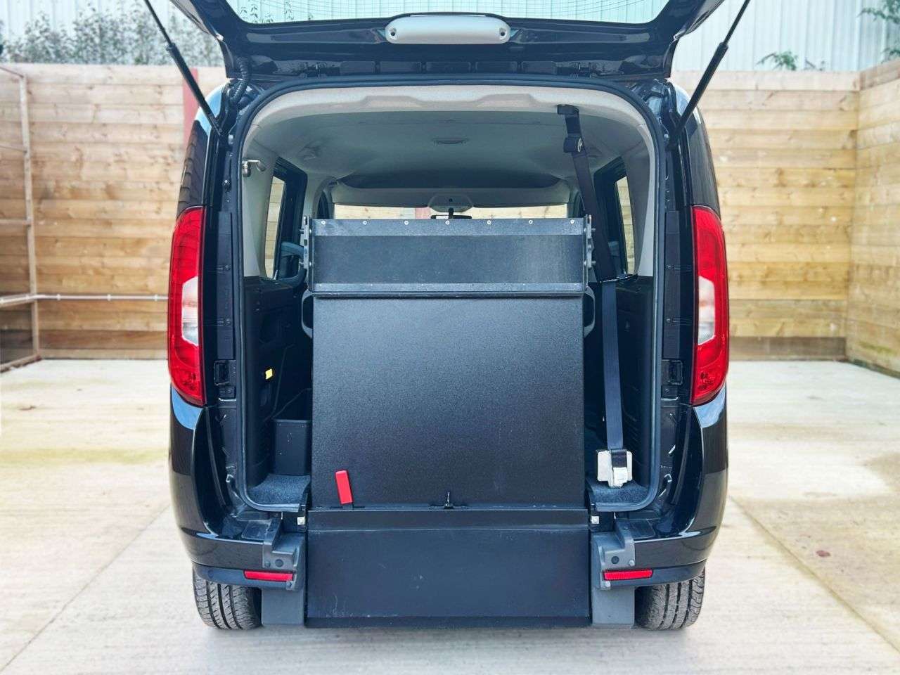 2019 FIAT DOBLO 2019 FIAT DOBLO