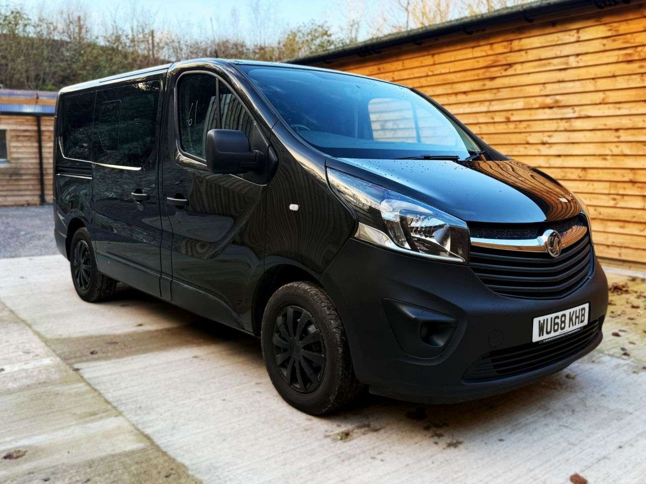 A 2018 VAUXHALL VIVARO 6 Seat Wheelchair accessible Disabled access Vehicle WAV A 2018 VAUXHALL VIVARO 6 Seat Wheelchair accessible Disabled access Vehicle WAV