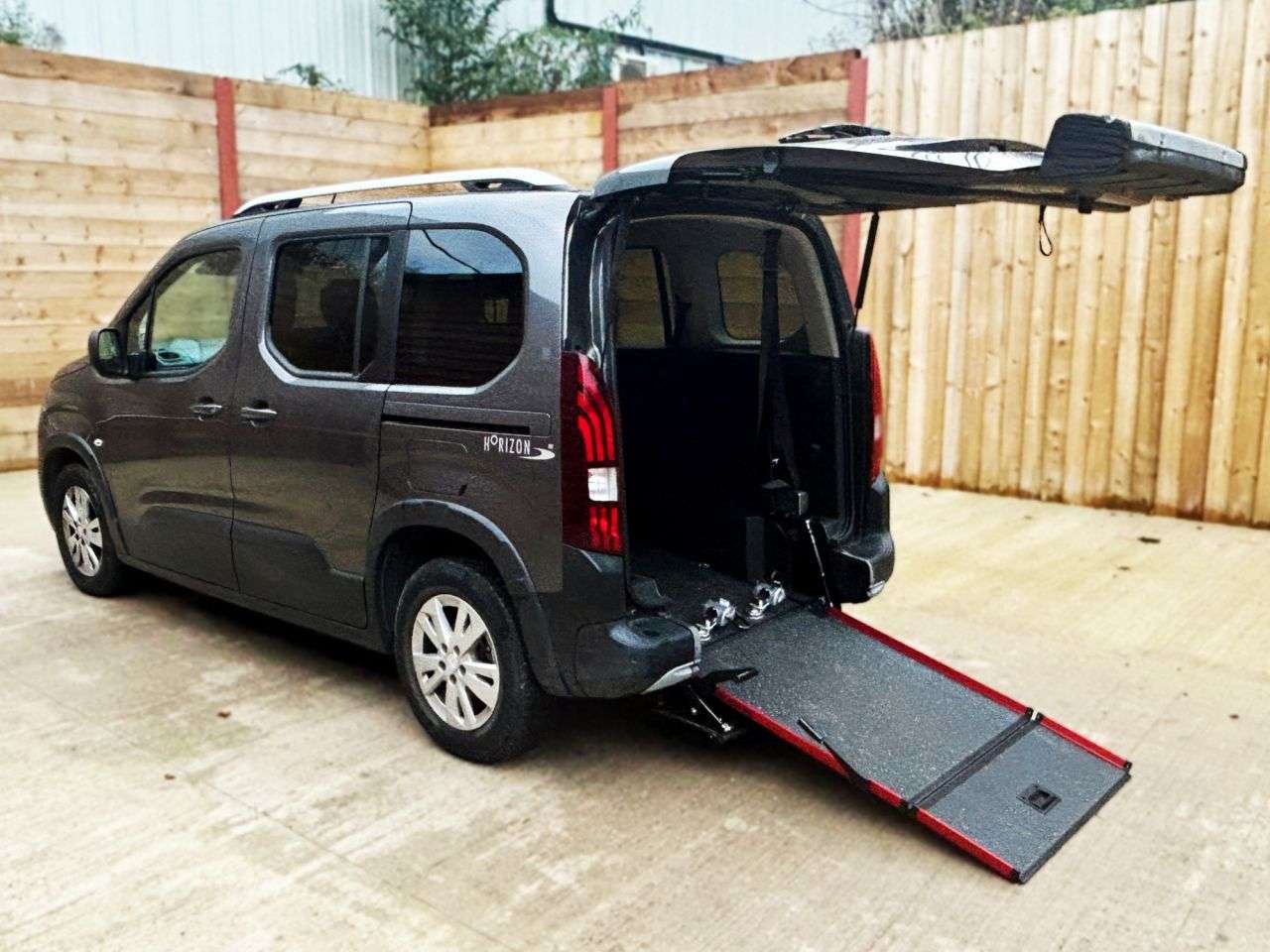 A 2020 PEUGEOT RIFTER 3 Seat Auto Wheelchair Accessible Disabled Access Vehicle WAV A 2020 PEUGEOT RIFTER 3 Seat Auto Wheelchair Accessible Disabled Access Vehicle WAV