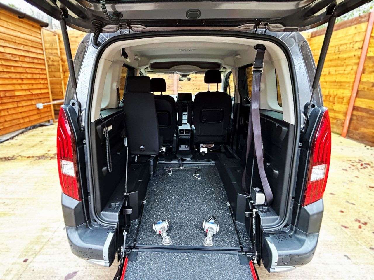 2020 PEUGEOT RIFTER 2020 PEUGEOT RIFTER