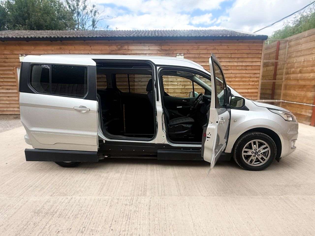 2019 FORD GRAND TOURNEO CONNECT 2019 FORD GRAND TOURNEO CONNECT