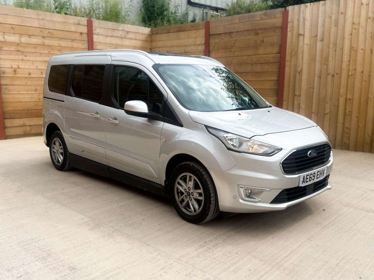 A 2019 FORD GRAND TOURNEO CONNECT 3 Seat Side Entry Passenger Up Front Wheelchair Accessible Vehicle A 2019 FORD GRAND TOURNEO CONNECT 3 Seat Side Entry Passenger Up Front Wheelchair Accessible Vehicle
