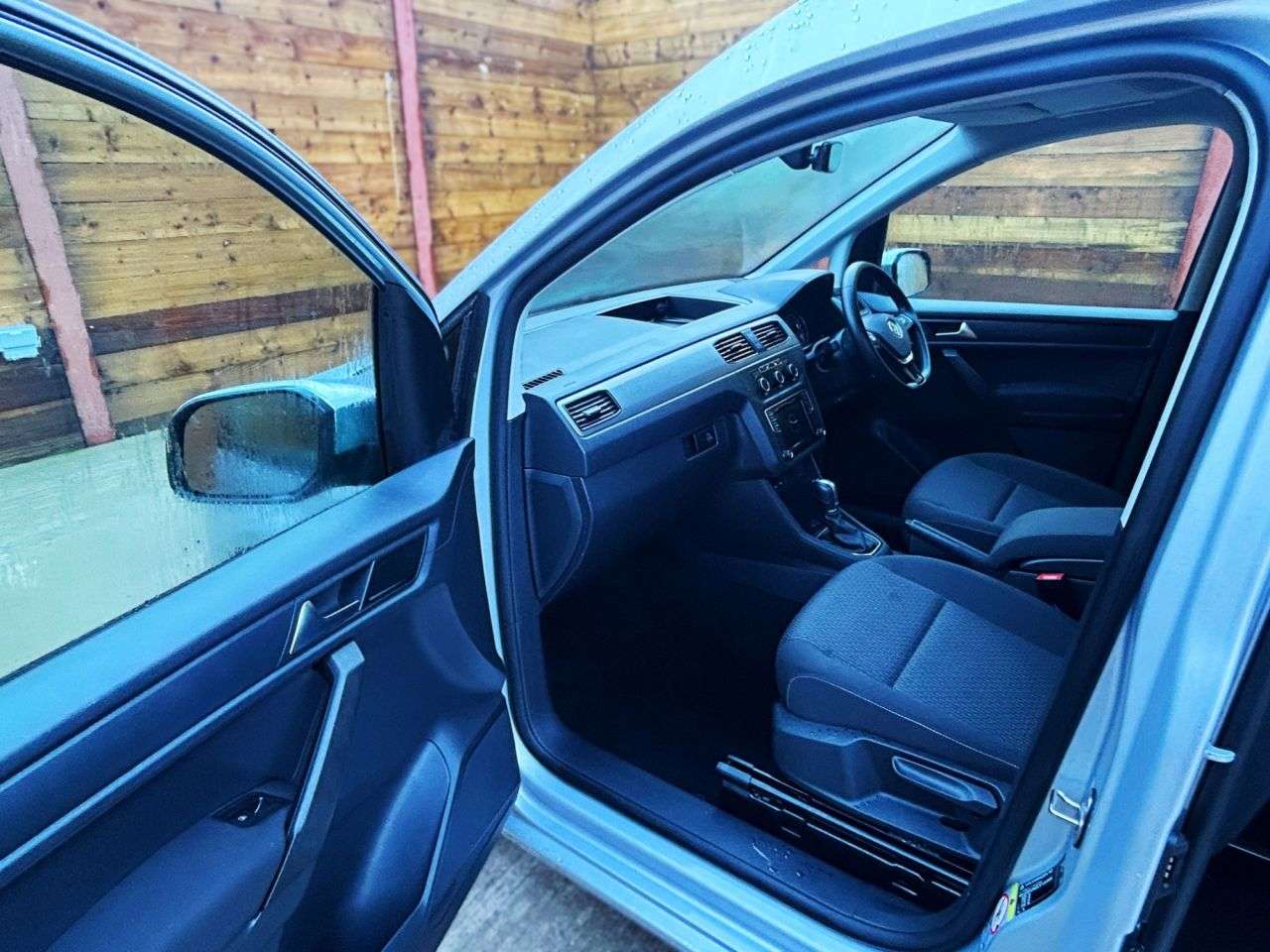 2020 VOLKSWAGEN CADDY LIFE 2020 VOLKSWAGEN CADDY LIFE