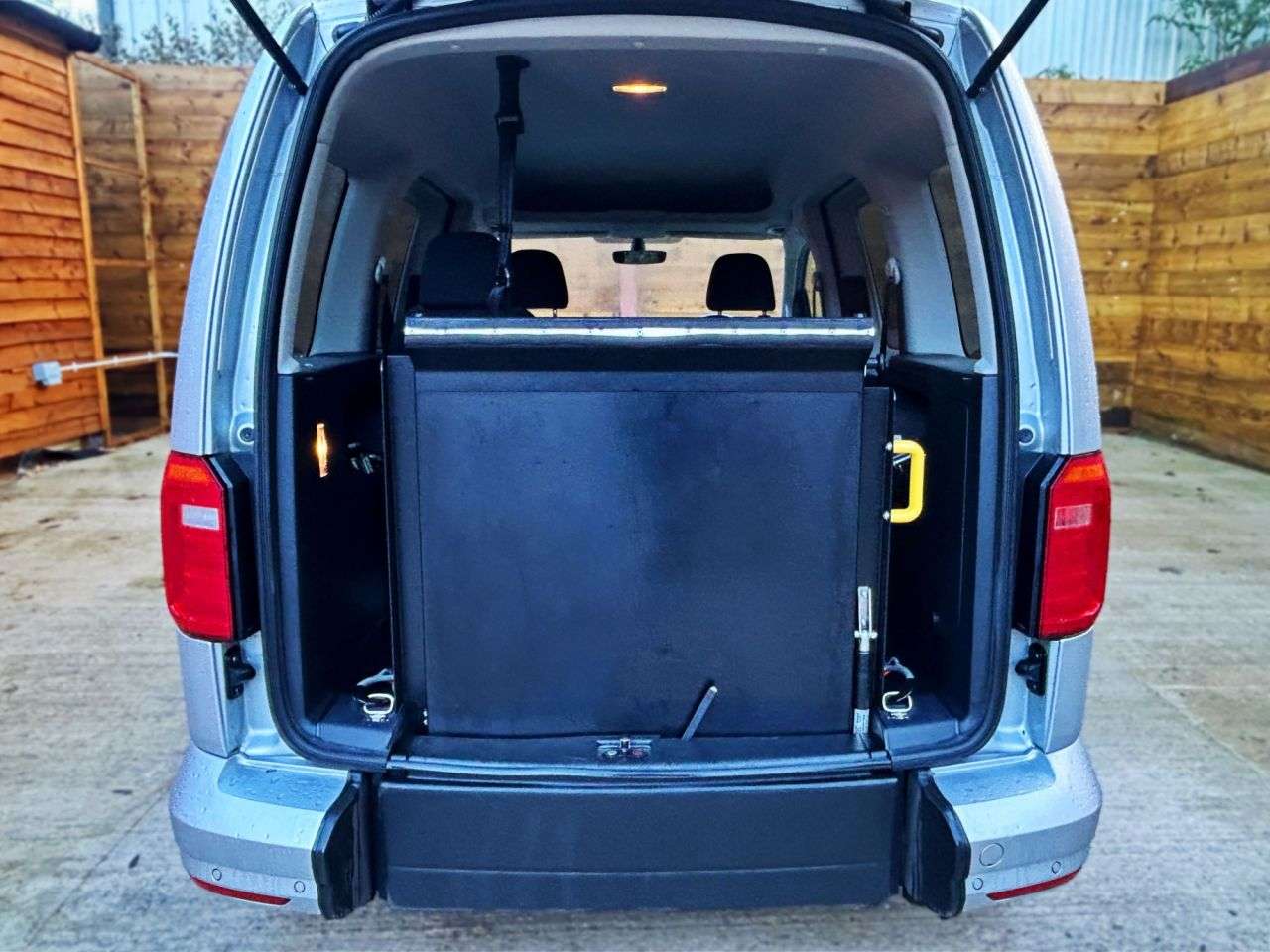 2020 VOLKSWAGEN CADDY LIFE 2020 VOLKSWAGEN CADDY LIFE