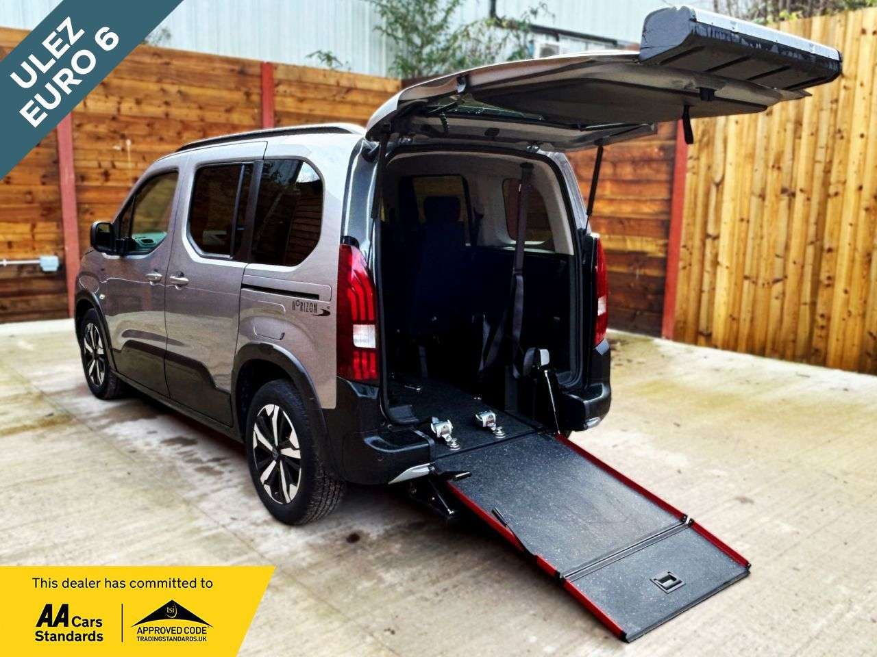 A 2025 PEUGEOT RIFTER 4 Seat Auto Wheelchair Accessible Disabled Access Vehicle WAV A 2025 PEUGEOT RIFTER 4 Seat Auto Wheelchair Accessible Disabled Access Vehicle WAV