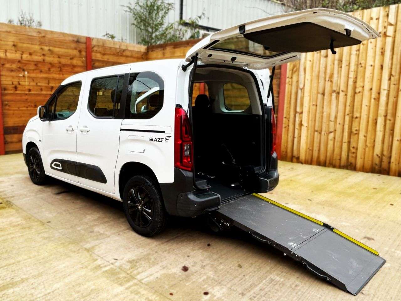 A 2020 CITROEN BERLINGO 3 Seat Auto Wheelchair Accessible Disabled Access Vehicle WAV A 2020 CITROEN BERLINGO 3 Seat Auto Wheelchair Accessible Disabled Access Vehicle WAV