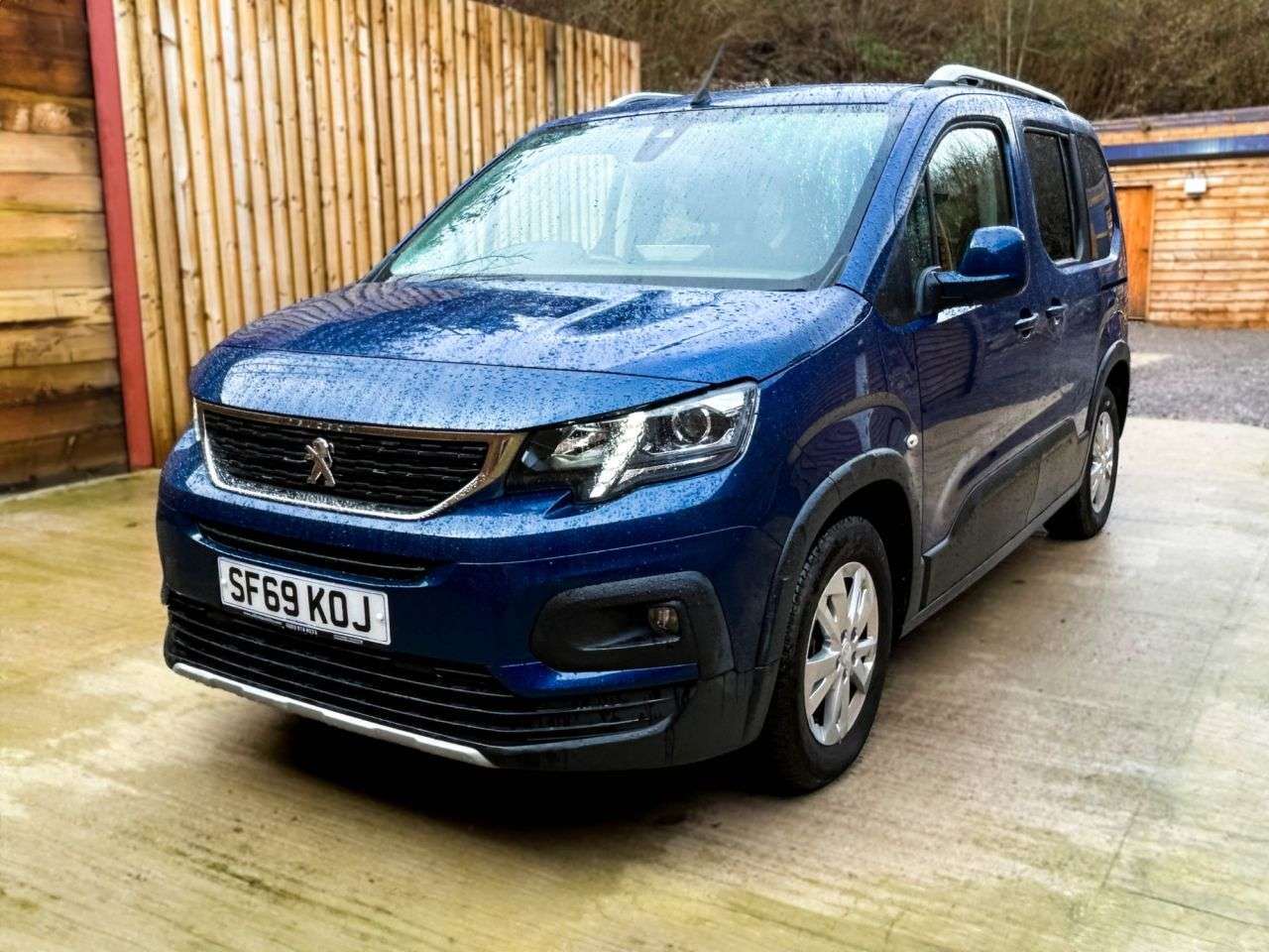 A 2020 PEUGEOT RIFTER 3 Seat Auto Wheelchair Accessible Disabled Access Vehicle WAV A 2020 PEUGEOT RIFTER 3 Seat Auto Wheelchair Accessible Disabled Access Vehicle WAV
