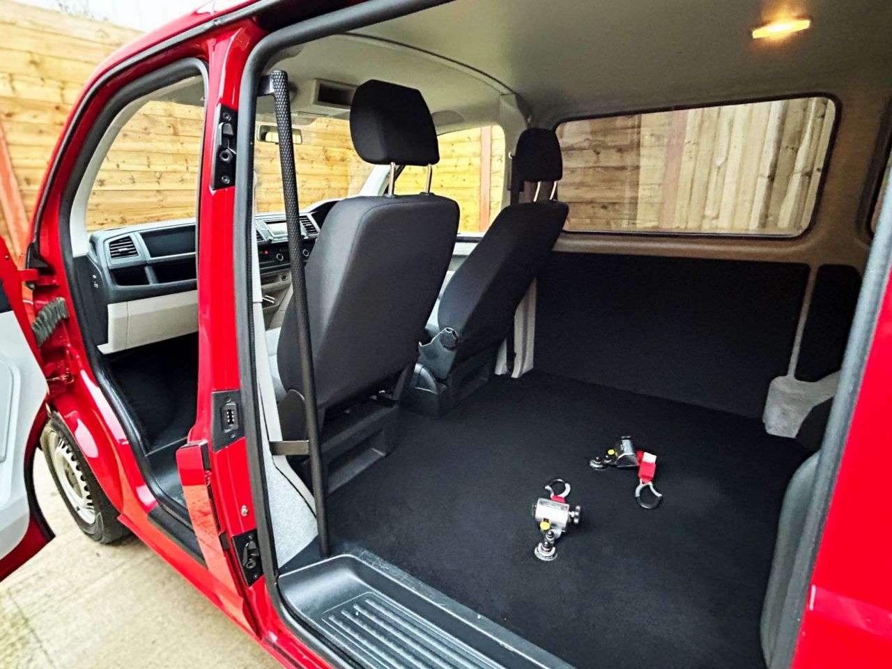 2017 VOLKSWAGEN TRANSPORTER 2017 VOLKSWAGEN TRANSPORTER