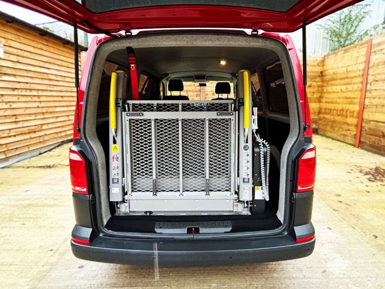 2017 VOLKSWAGEN TRANSPORTER 2017 VOLKSWAGEN TRANSPORTER