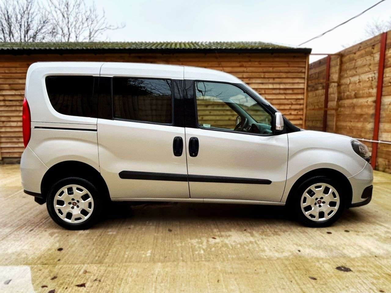 2019 FIAT DOBLO 2019 FIAT DOBLO