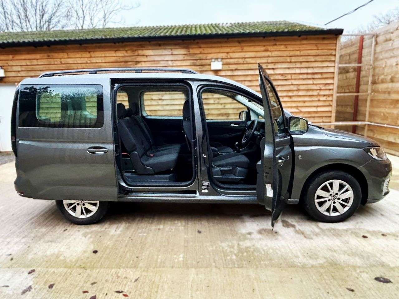 2024 VOLKSWAGEN CADDY MAXI 2024 VOLKSWAGEN CADDY MAXI