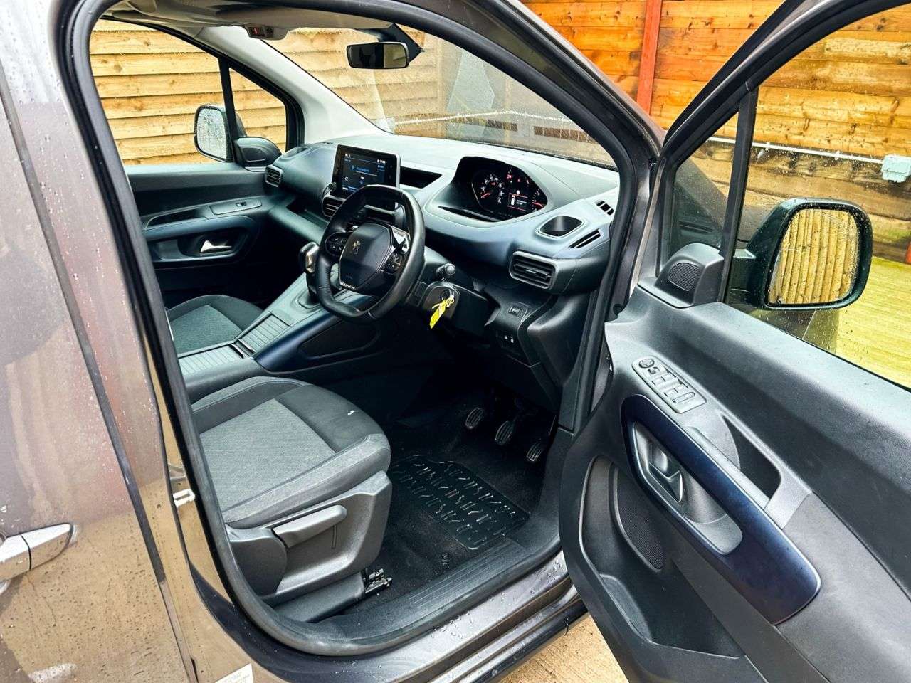 2020 PEUGEOT RIFTER 2020 PEUGEOT RIFTER