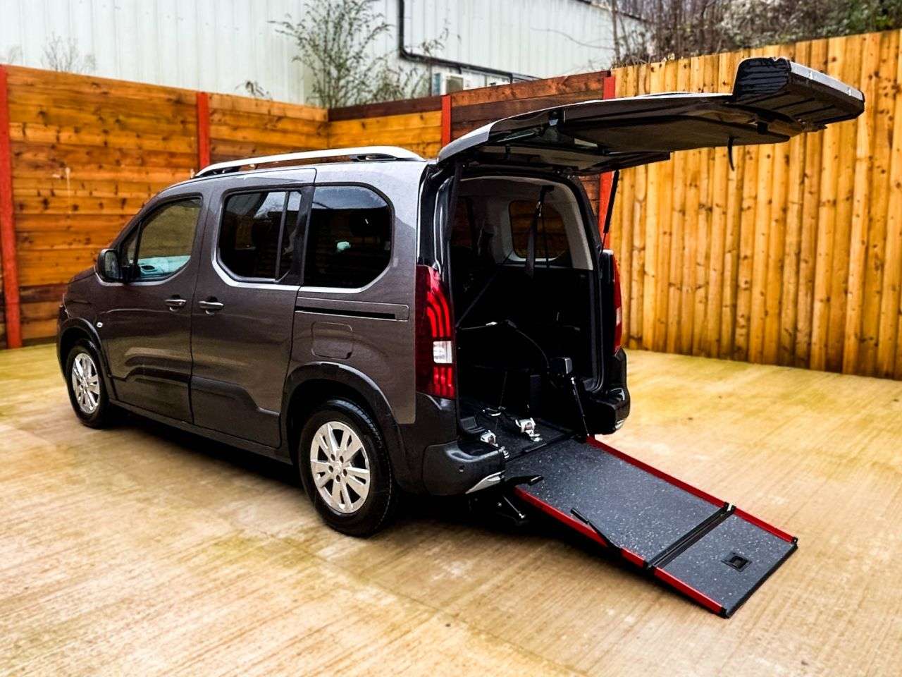A 2020 PEUGEOT RIFTER 5 Seat Wheelchair Accessible Disabled Access Vehicle WAV A 2020 PEUGEOT RIFTER 5 Seat Wheelchair Accessible Disabled Access Vehicle WAV
