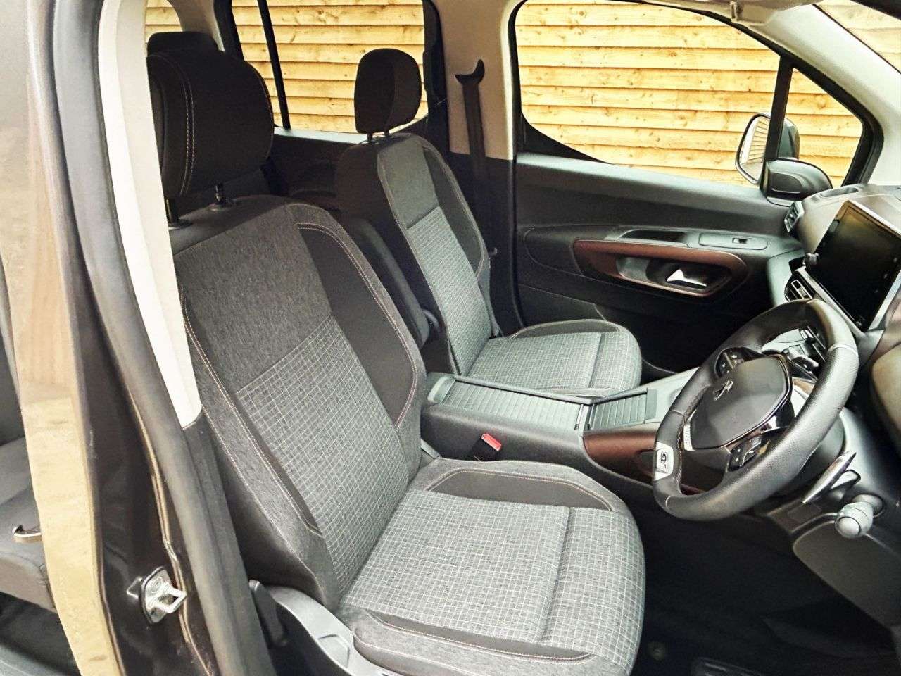 2024 PEUGEOT RIFTER 2024 PEUGEOT RIFTER