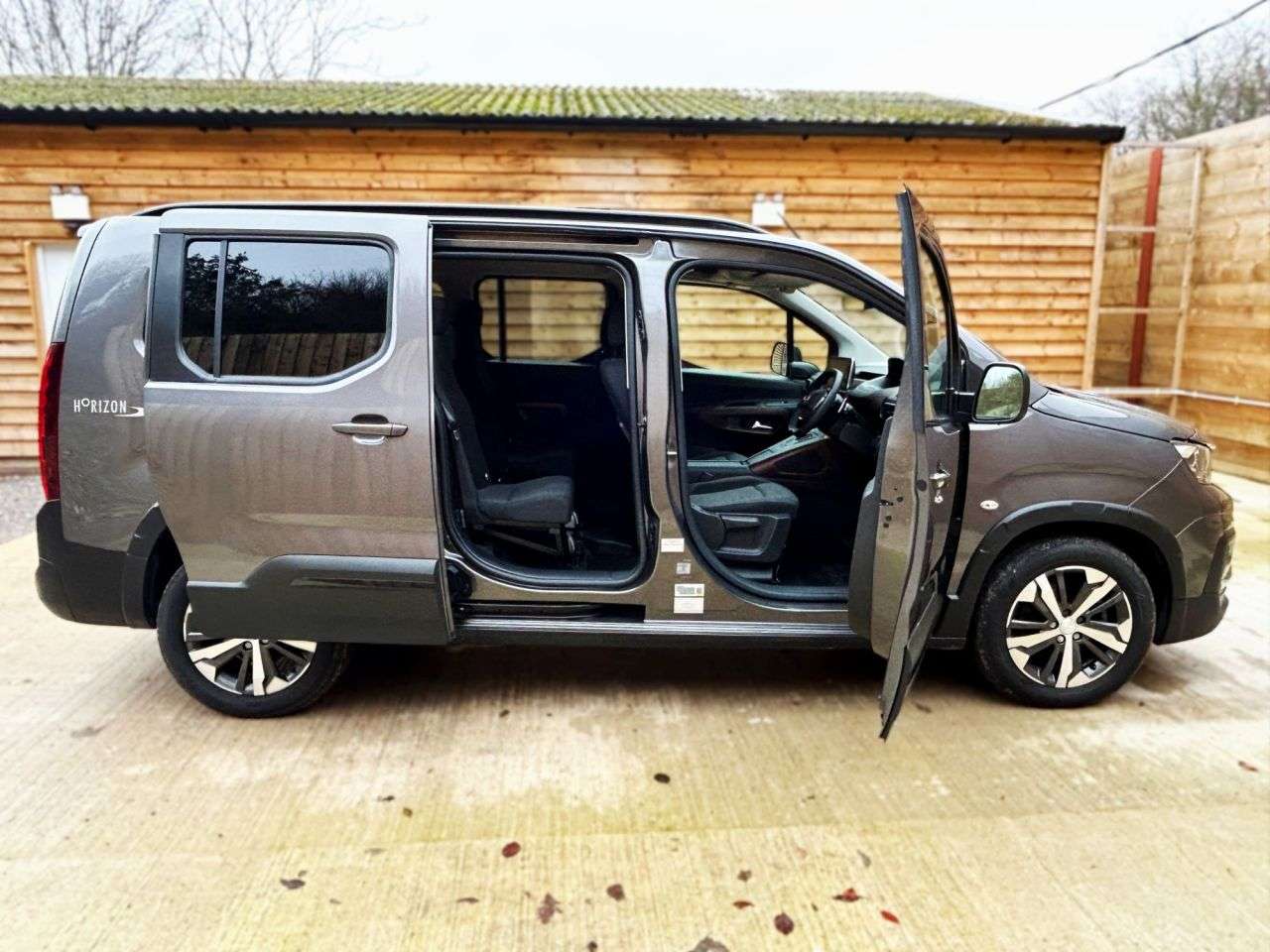 2024 PEUGEOT RIFTER 2024 PEUGEOT RIFTER