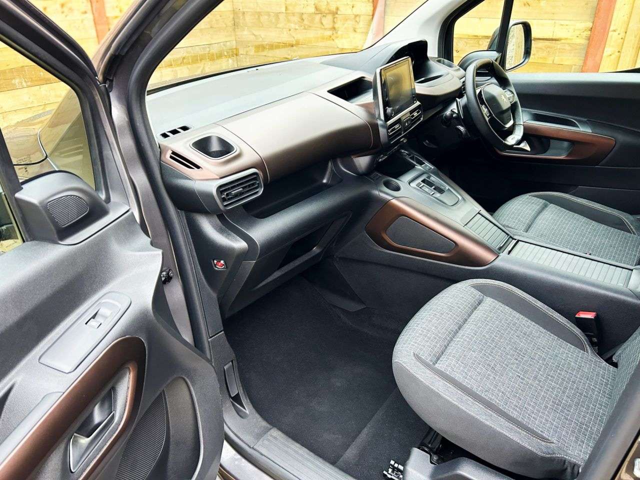 2024 PEUGEOT RIFTER 2024 PEUGEOT RIFTER