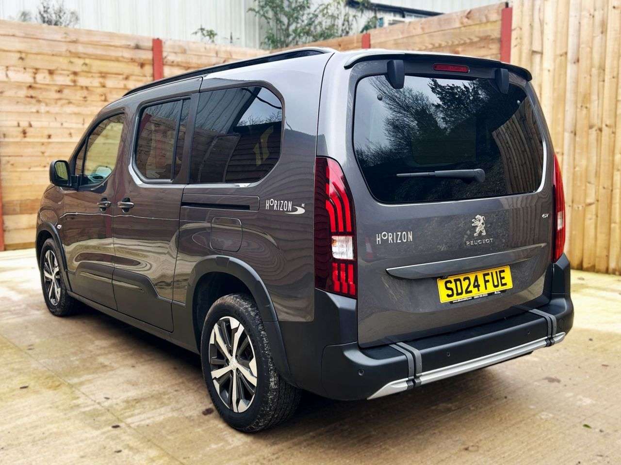 2024 PEUGEOT RIFTER 2024 PEUGEOT RIFTER