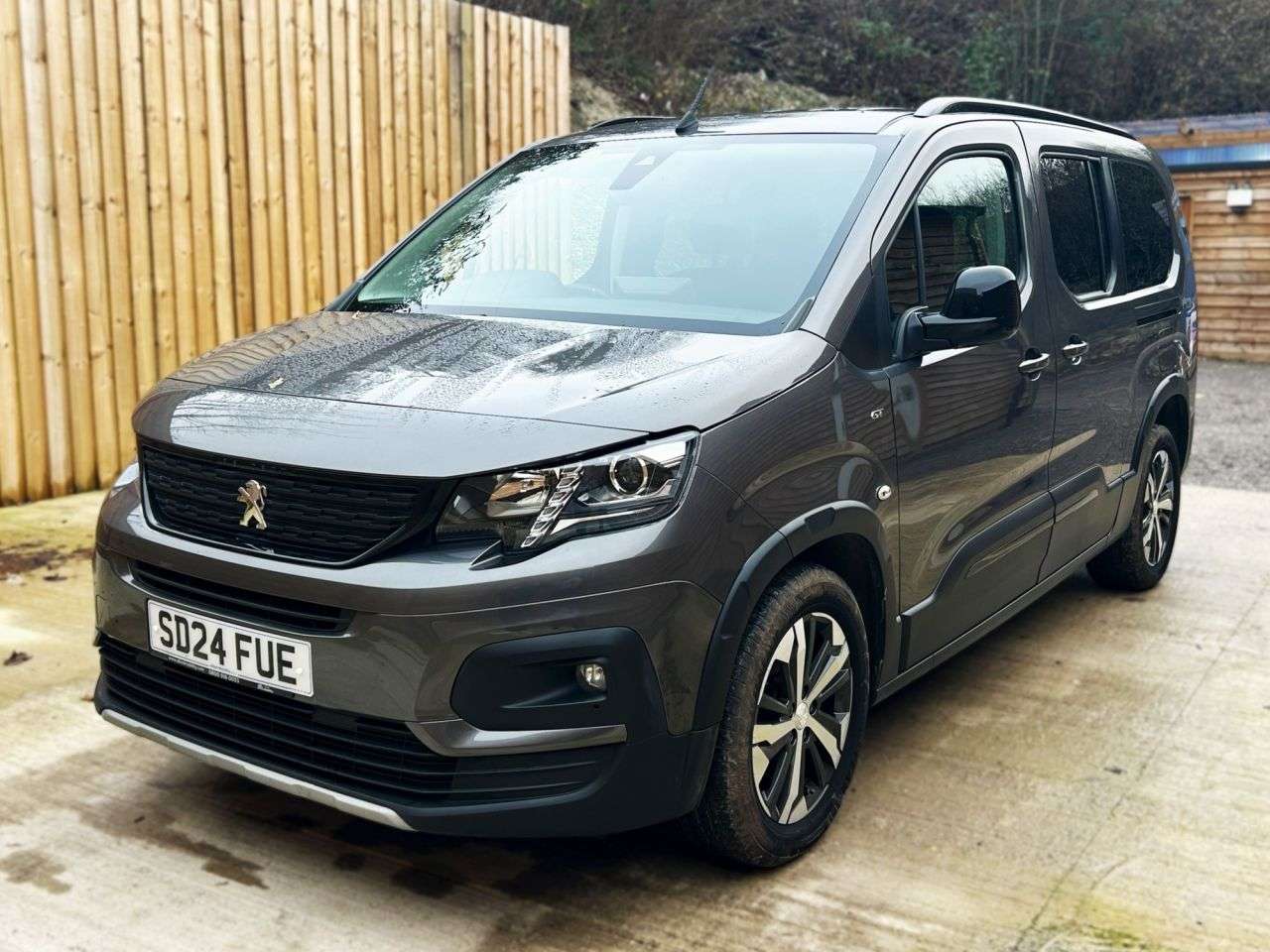 2024 PEUGEOT RIFTER 2024 PEUGEOT RIFTER