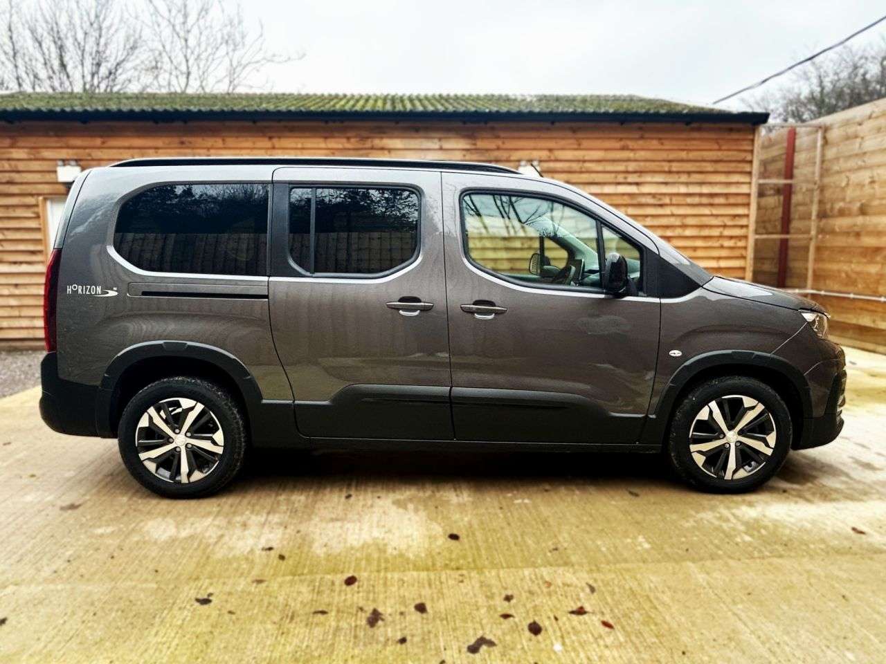 2024 PEUGEOT RIFTER 2024 PEUGEOT RIFTER