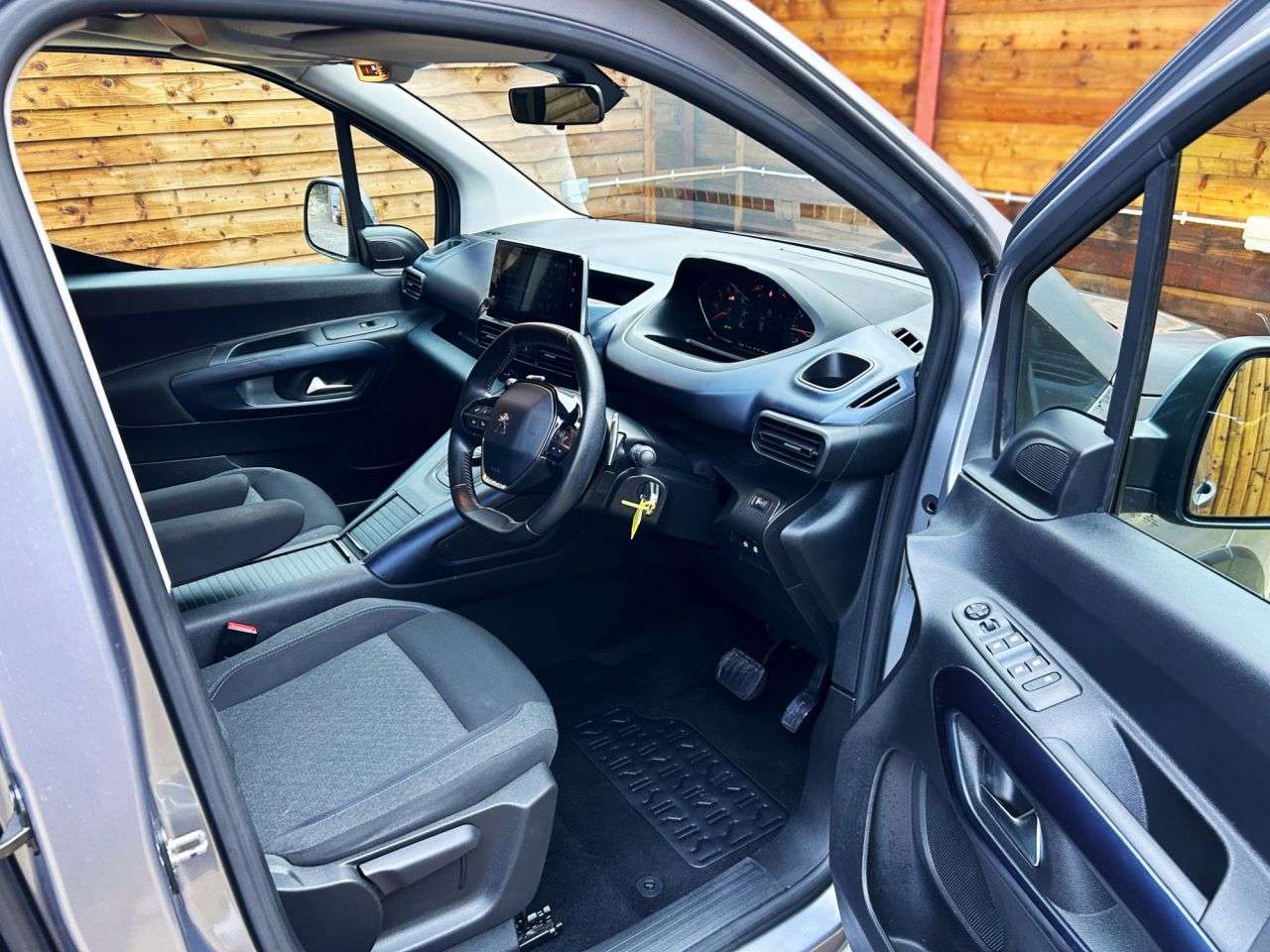 2020 PEUGEOT RIFTER 2020 PEUGEOT RIFTER