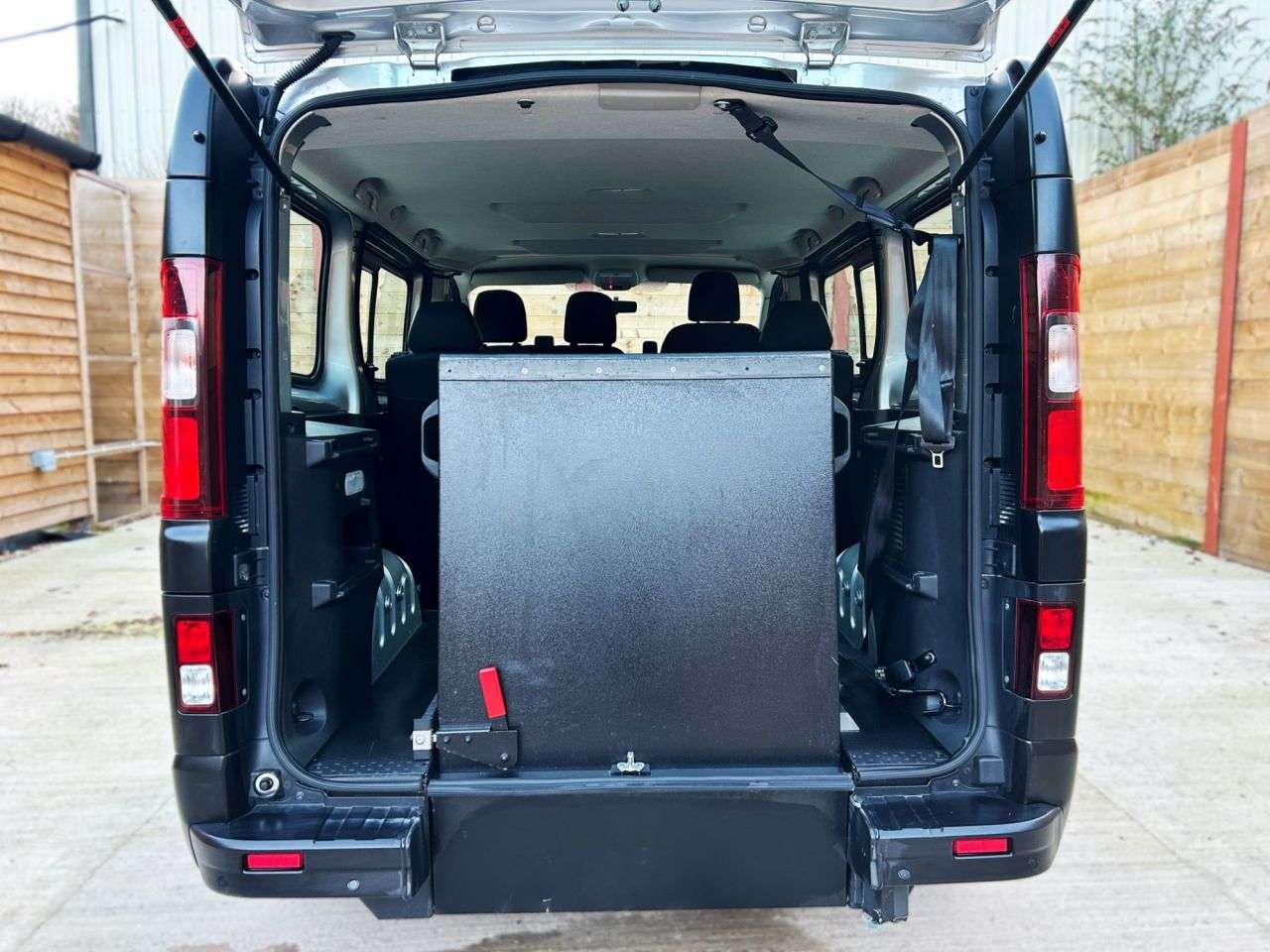 2021 RENAULT TRAFIC 2021 RENAULT TRAFIC