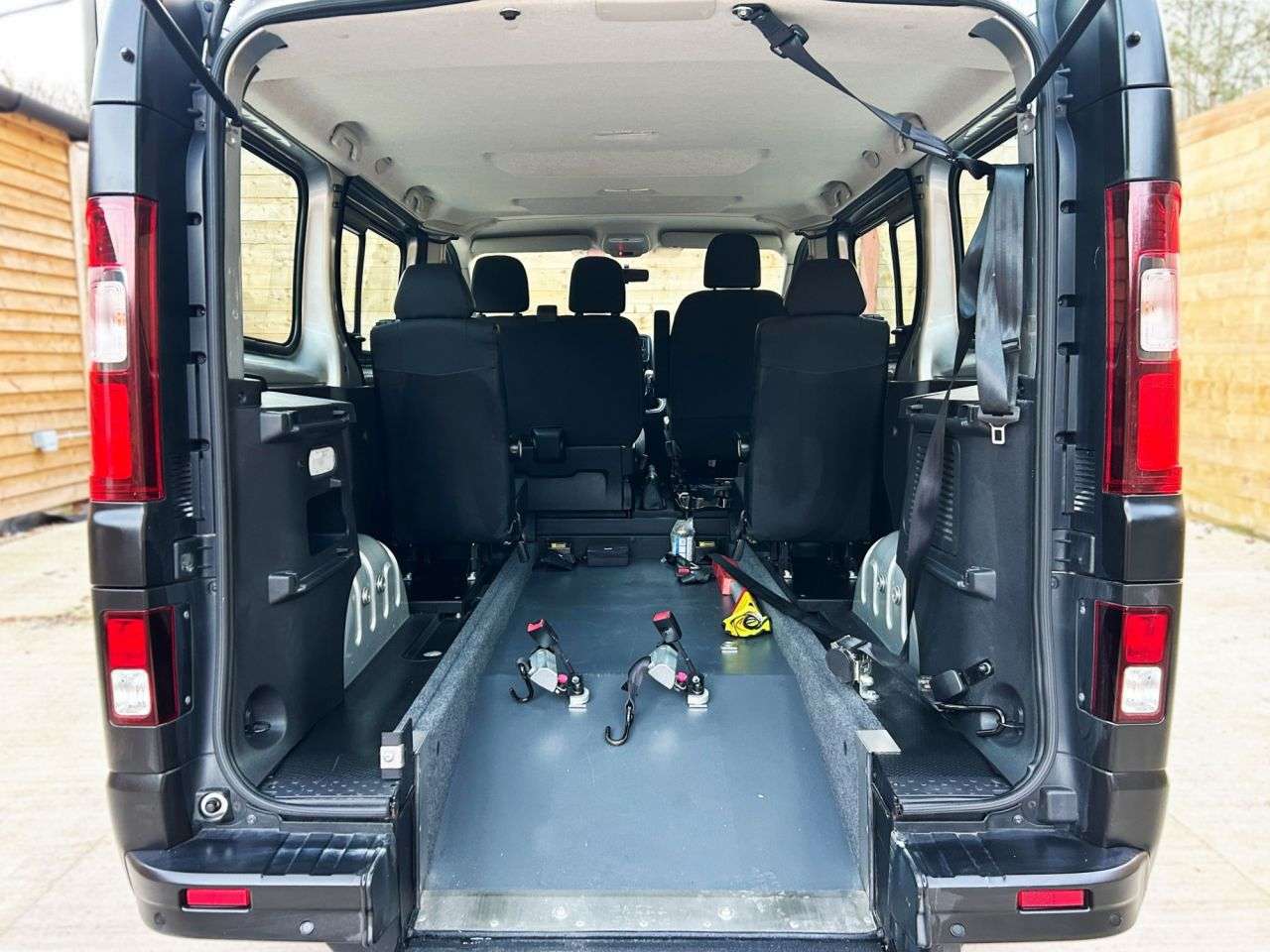 2021 RENAULT TRAFIC 2021 RENAULT TRAFIC