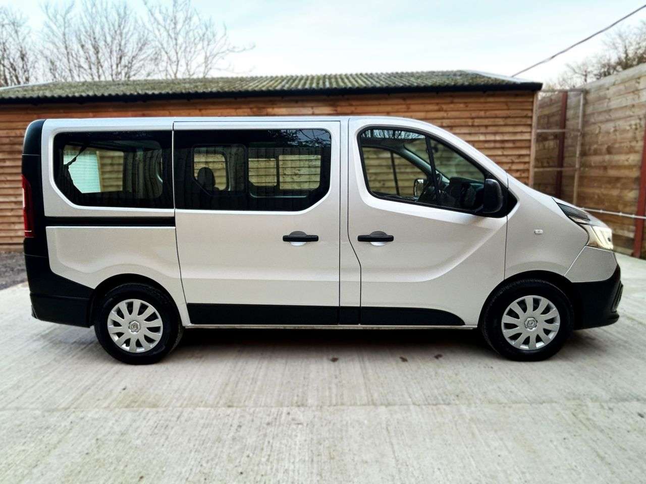 2021 RENAULT TRAFIC 2021 RENAULT TRAFIC