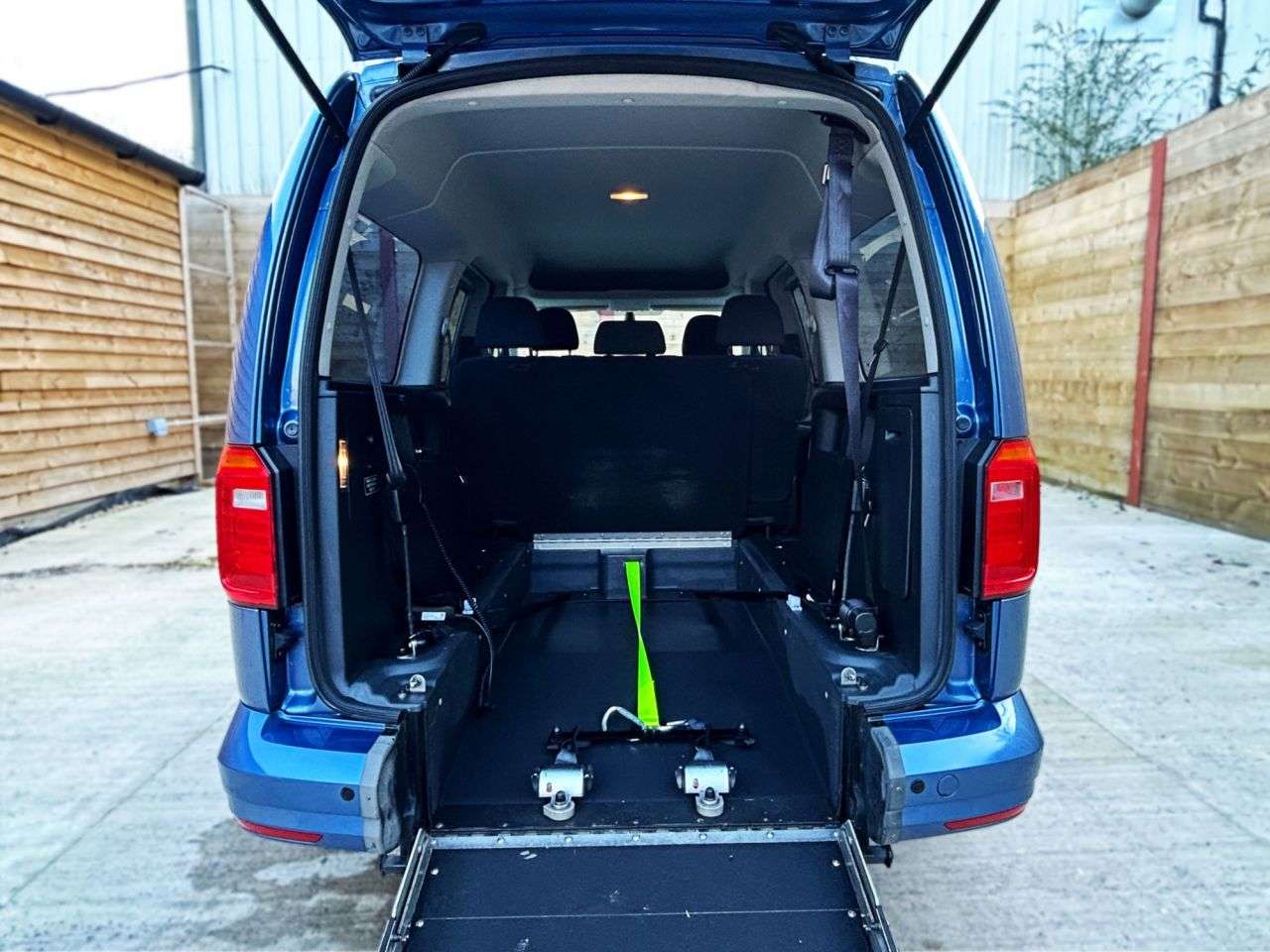 2017 VOLKSWAGEN CADDY MAXI LIFE 2017 VOLKSWAGEN CADDY MAXI LIFE