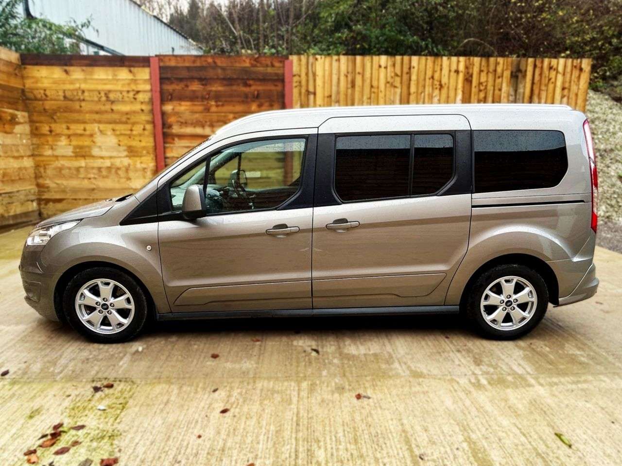 2017 FORD GRAND TOURNEO CONNECT 2017 FORD GRAND TOURNEO CONNECT