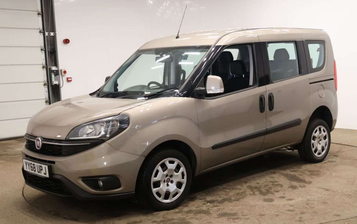 Check out this Fiat Doblo 2019 Diesel Manual