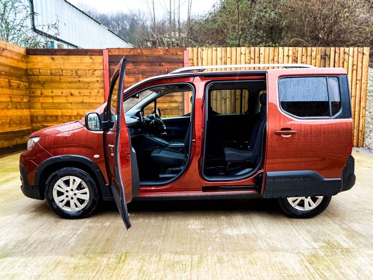 2021 PEUGEOT RIFTER 2021 PEUGEOT RIFTER