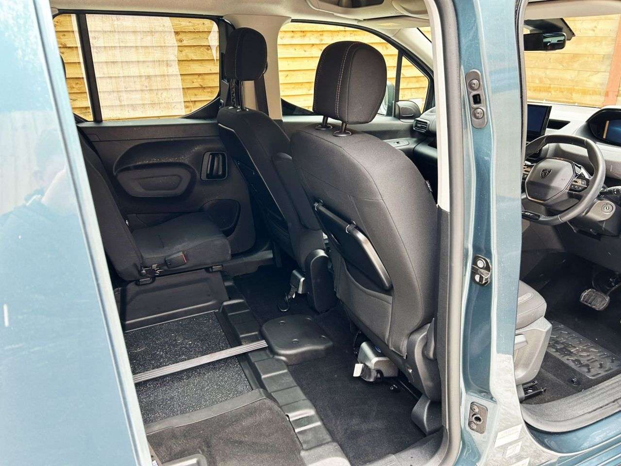 2024 PEUGEOT RIFTER 2024 PEUGEOT RIFTER