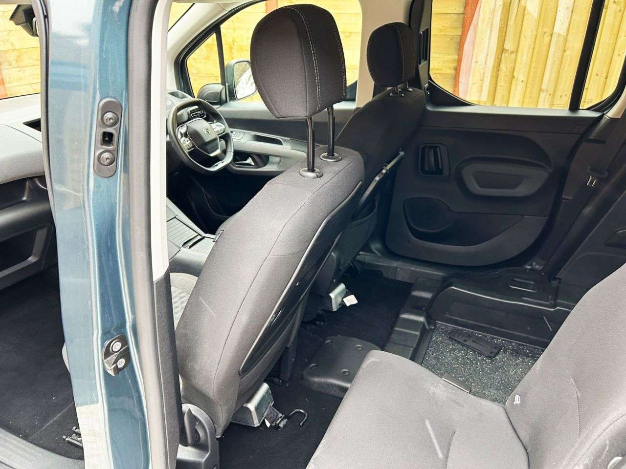 2024 PEUGEOT RIFTER 2024 PEUGEOT RIFTER