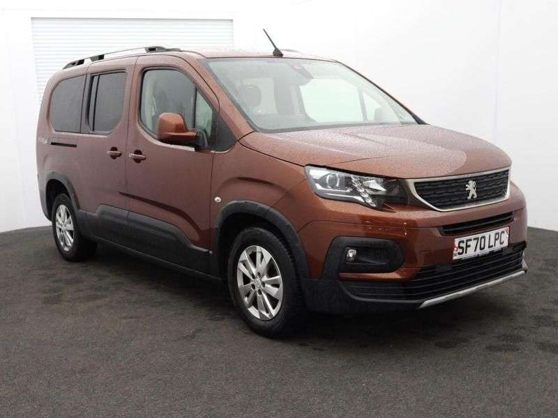 Check out this Peugeot Rifter 2020 Diesel Manual