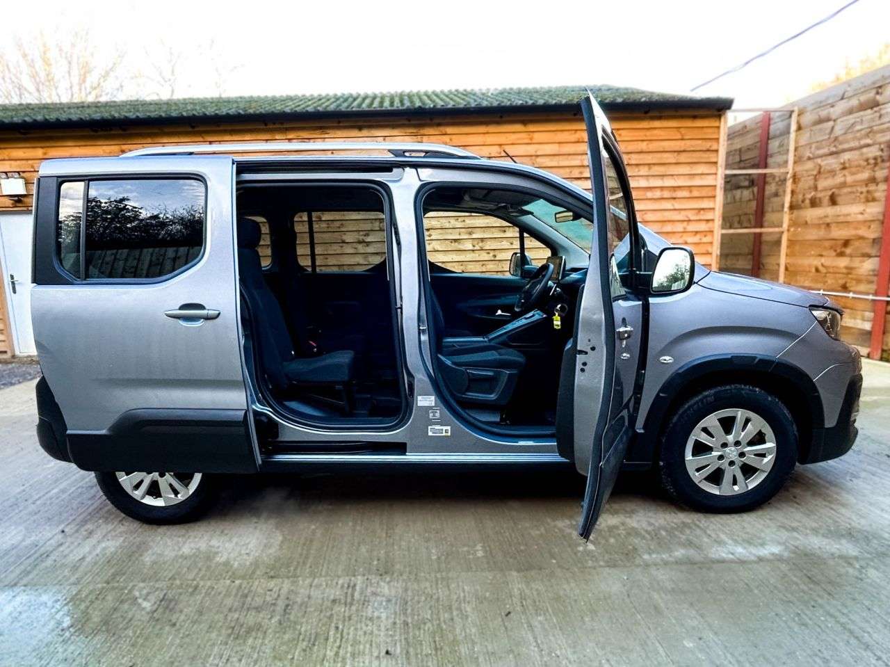 2020 PEUGEOT RIFTER 2020 PEUGEOT RIFTER