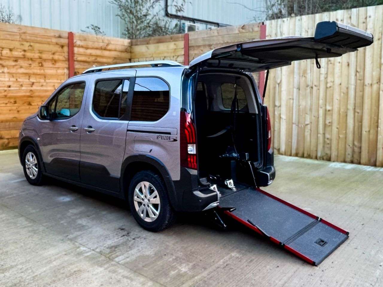 A 2020 PEUGEOT RIFTER 4 Seat Auto Wheelchair Accessible Disabled Access Vehicle WAV A 2020 PEUGEOT RIFTER 4 Seat Auto Wheelchair Accessible Disabled Access Vehicle WAV