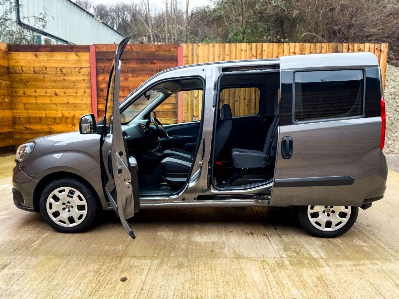 2020 FIAT DOBLO 2020 FIAT DOBLO