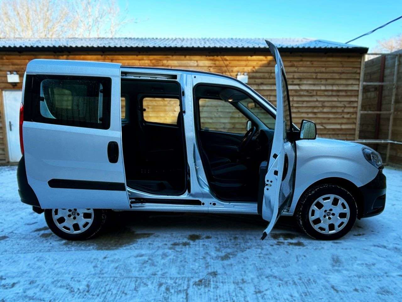 2019 FIAT DOBLO 2019 FIAT DOBLO