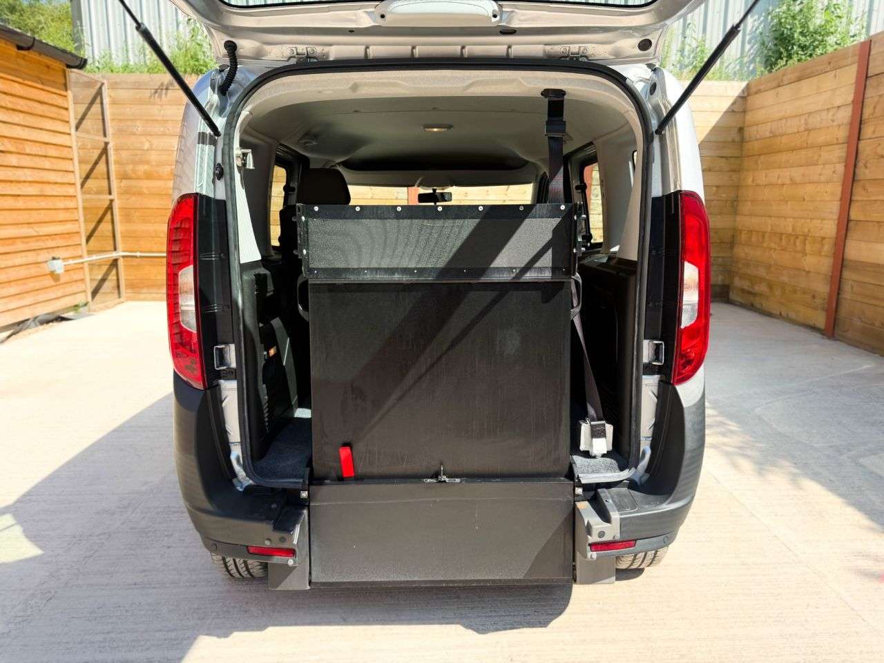 2019 FIAT DOBLO 2019 FIAT DOBLO