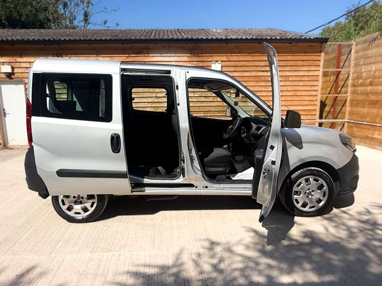 2019 FIAT DOBLO 2019 FIAT DOBLO