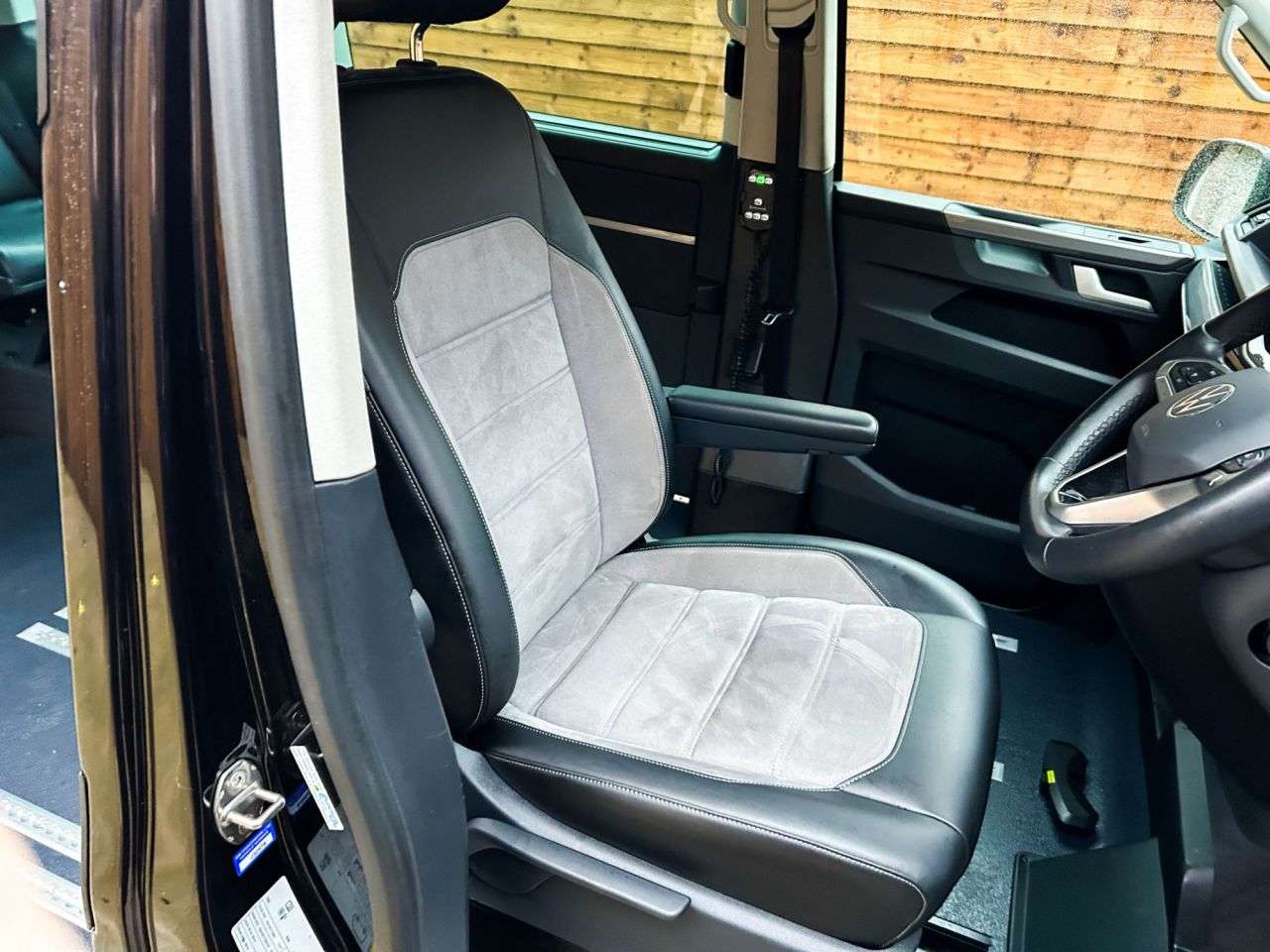 2021 VOLKSWAGEN CARAVELLE 2021 VOLKSWAGEN CARAVELLE