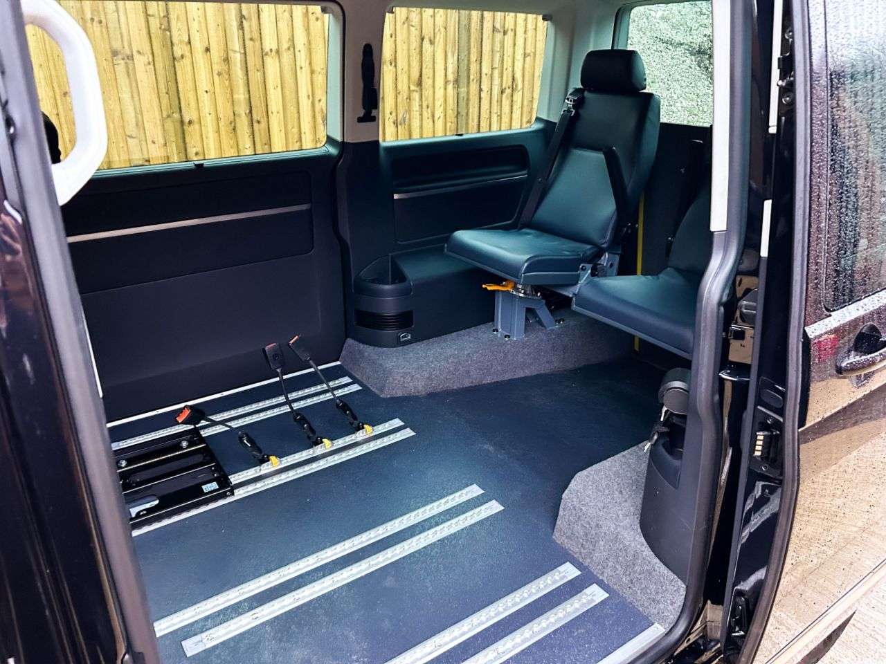 2021 VOLKSWAGEN CARAVELLE 2021 VOLKSWAGEN CARAVELLE