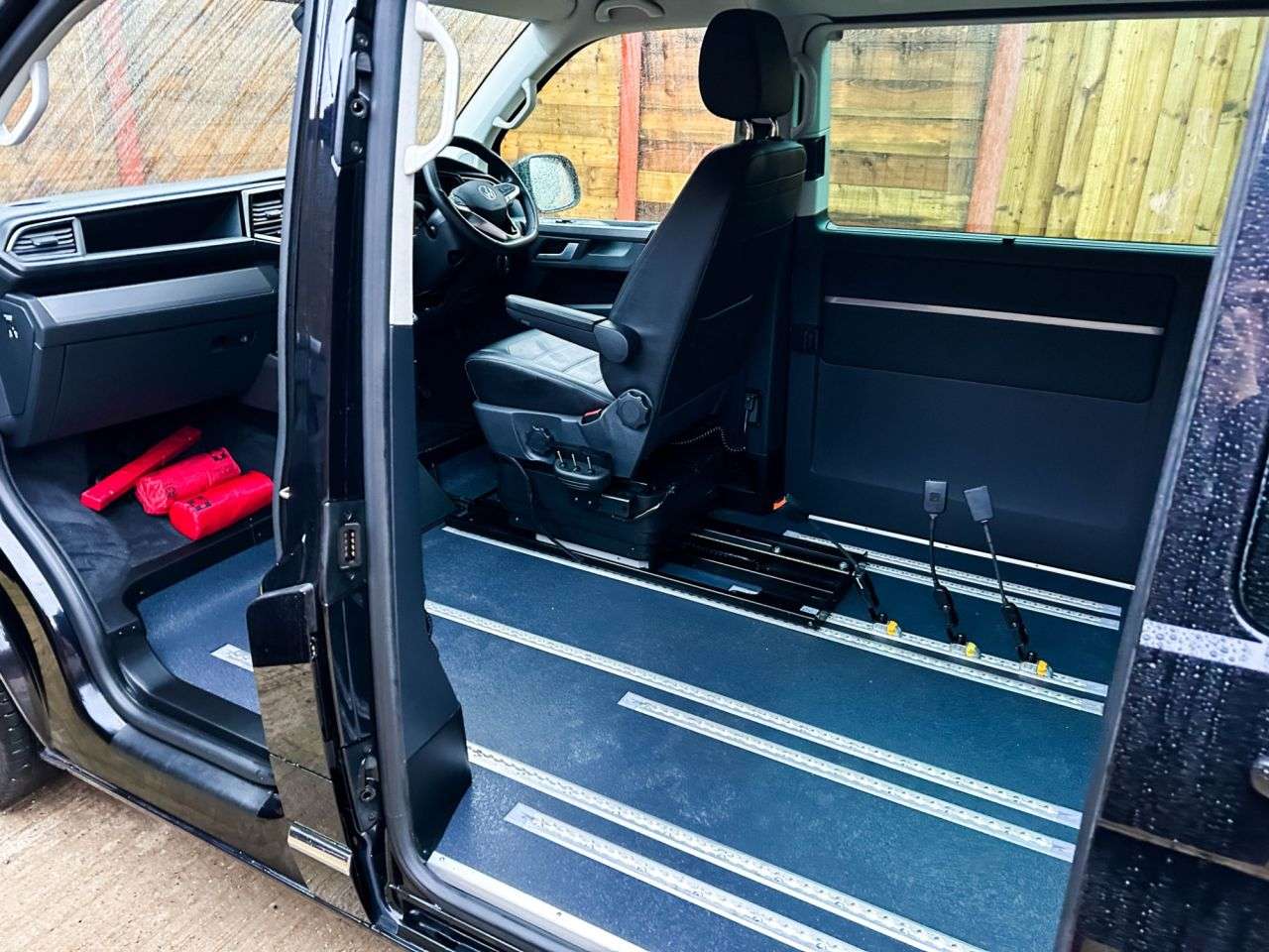 2021 VOLKSWAGEN CARAVELLE 2021 VOLKSWAGEN CARAVELLE