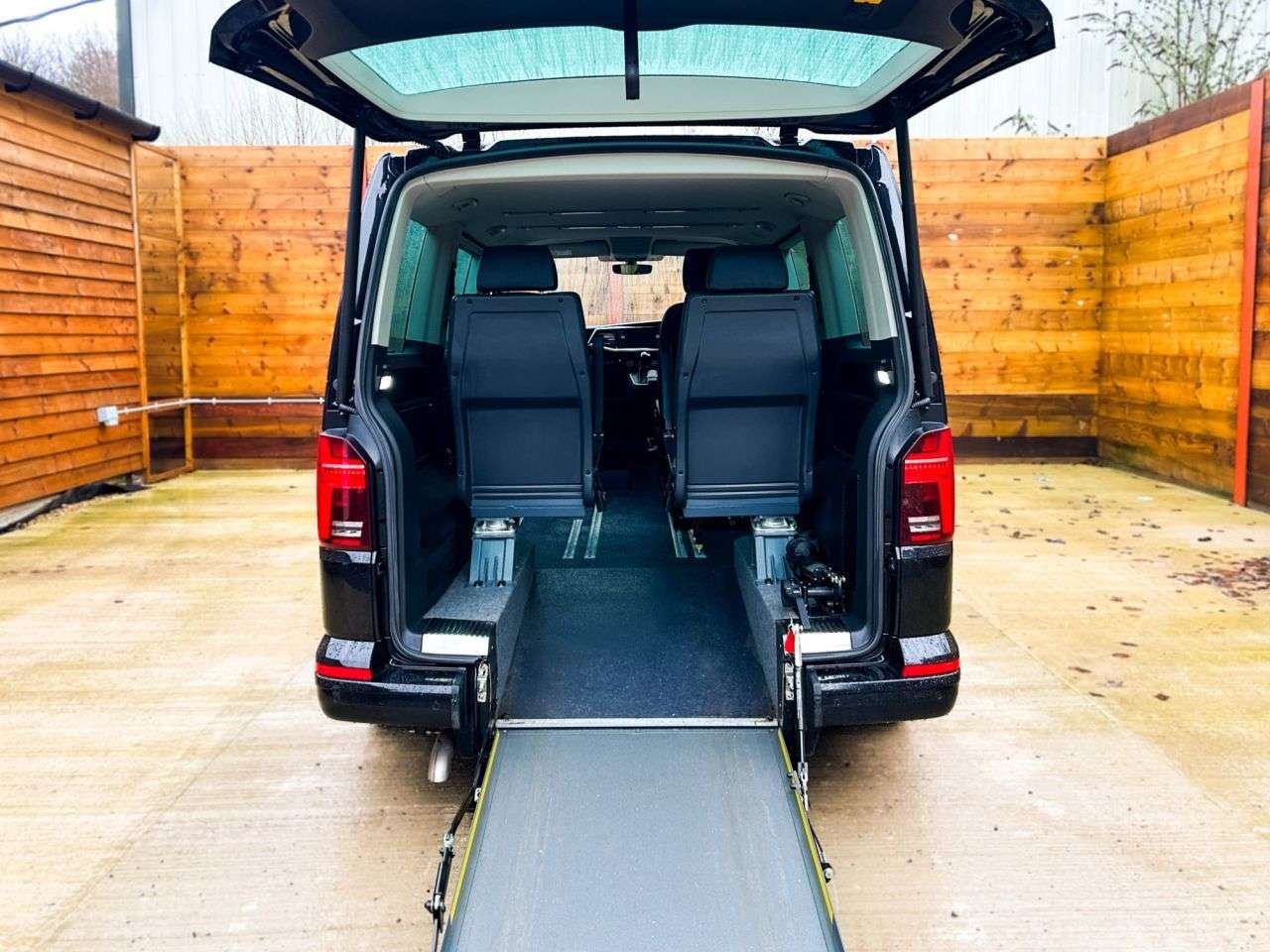 2021 VOLKSWAGEN CARAVELLE 2021 VOLKSWAGEN CARAVELLE