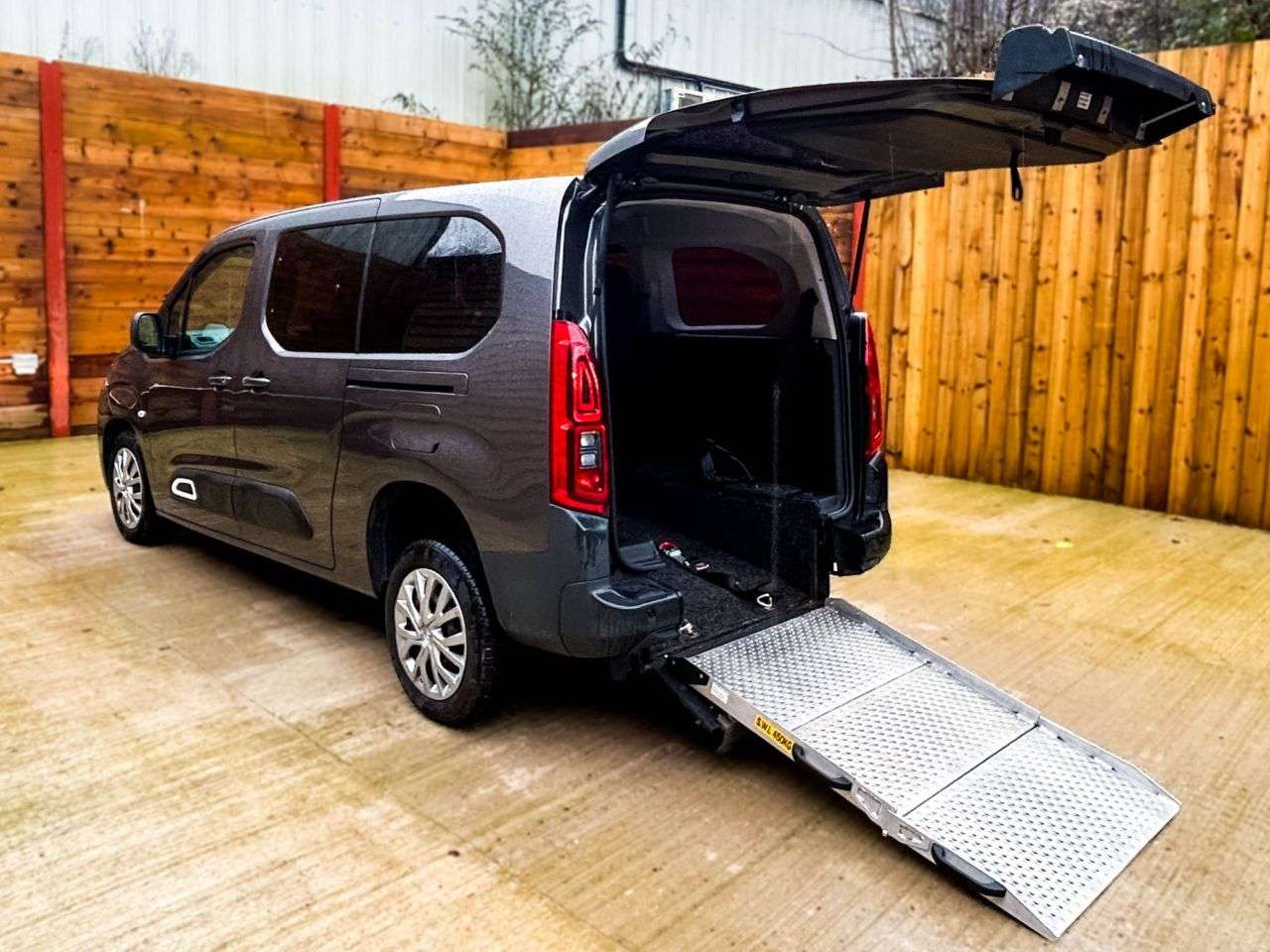 A 2020 CITROEN BERLINGO L2 LWB 4 Seat Wheelchair Accessible Disabled Access Vehicle WAV A 2020 CITROEN BERLINGO L2 LWB 4 Seat Wheelchair Accessible Disabled Access Vehicle WAV