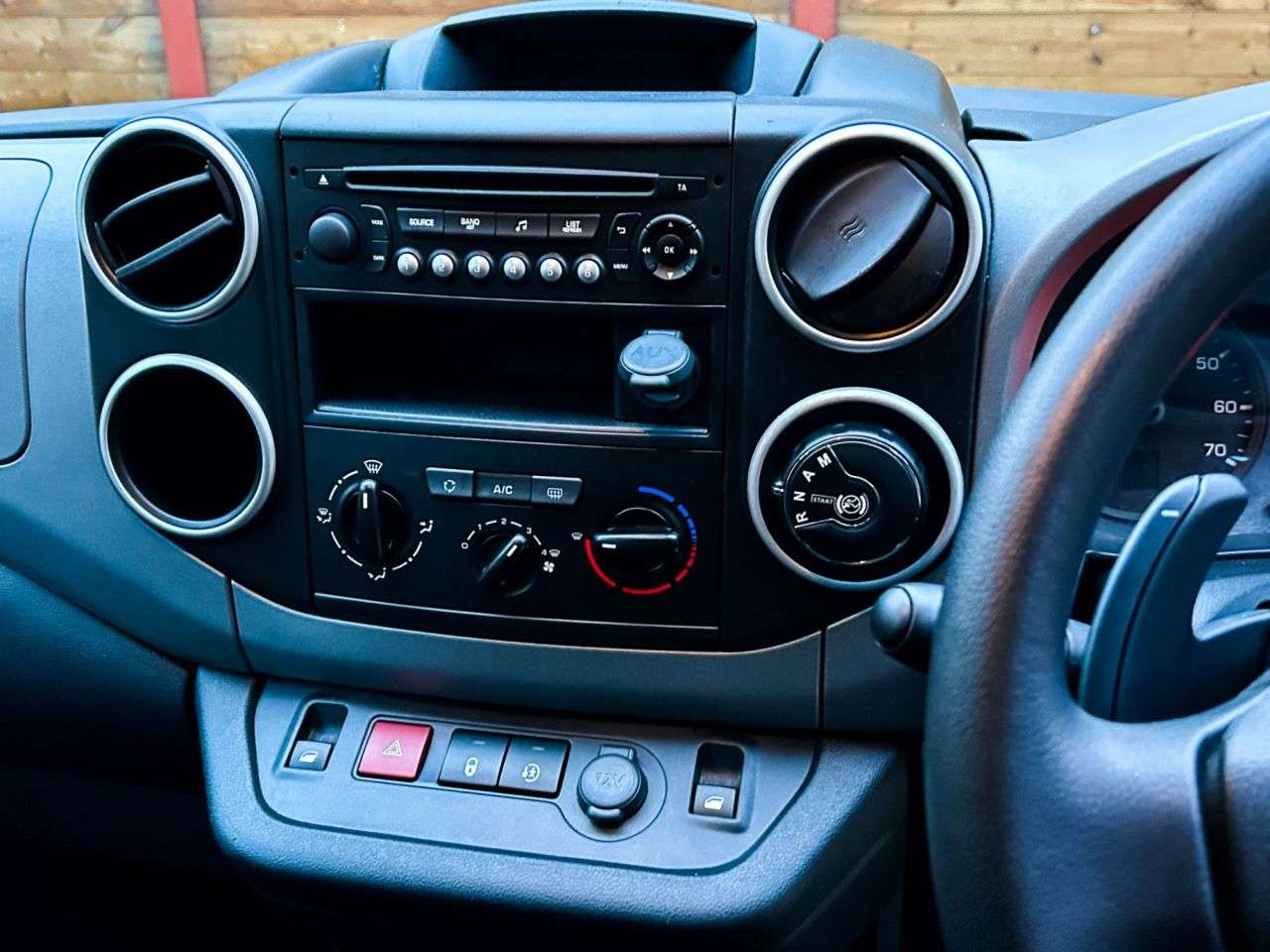 2018 PEUGEOT PARTNER TEPEE 2018 PEUGEOT PARTNER TEPEE